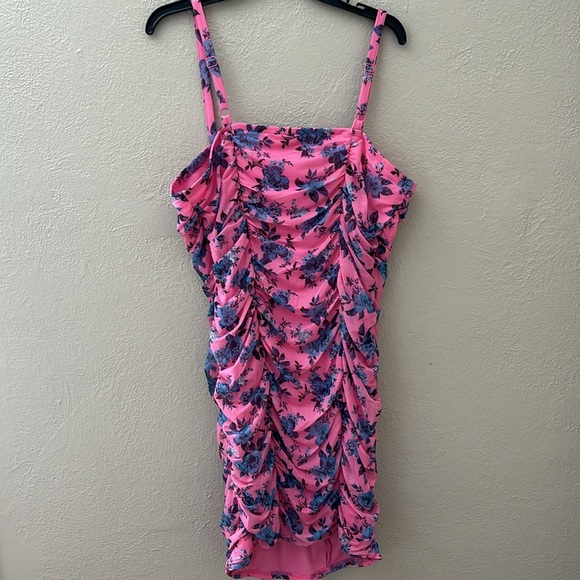 NWT Women’s Plus Size Torrid Mini Mesh Shirred Bodycon Dress Size: 2X 18/20 Pink - Picture 6 of 9